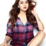 Actress Falaq Naaz Wiki, Biography, Age, Height, Weight, Family, and More